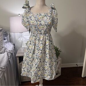 NWOT Antonio Melani Garden Party Print Shoulder Tie w/Pockets Dress Sz 4